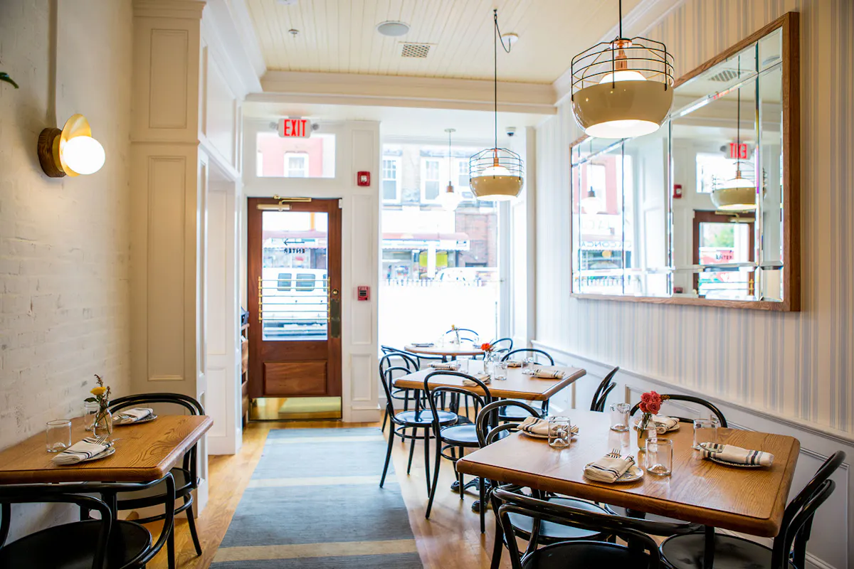 Mathews Food & Drink, business photo 6