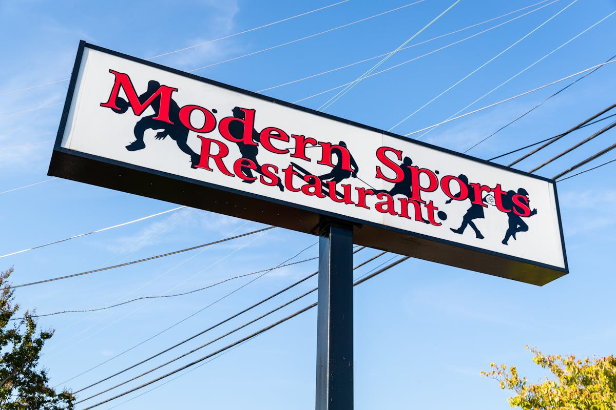 modern sports restaurant sign 