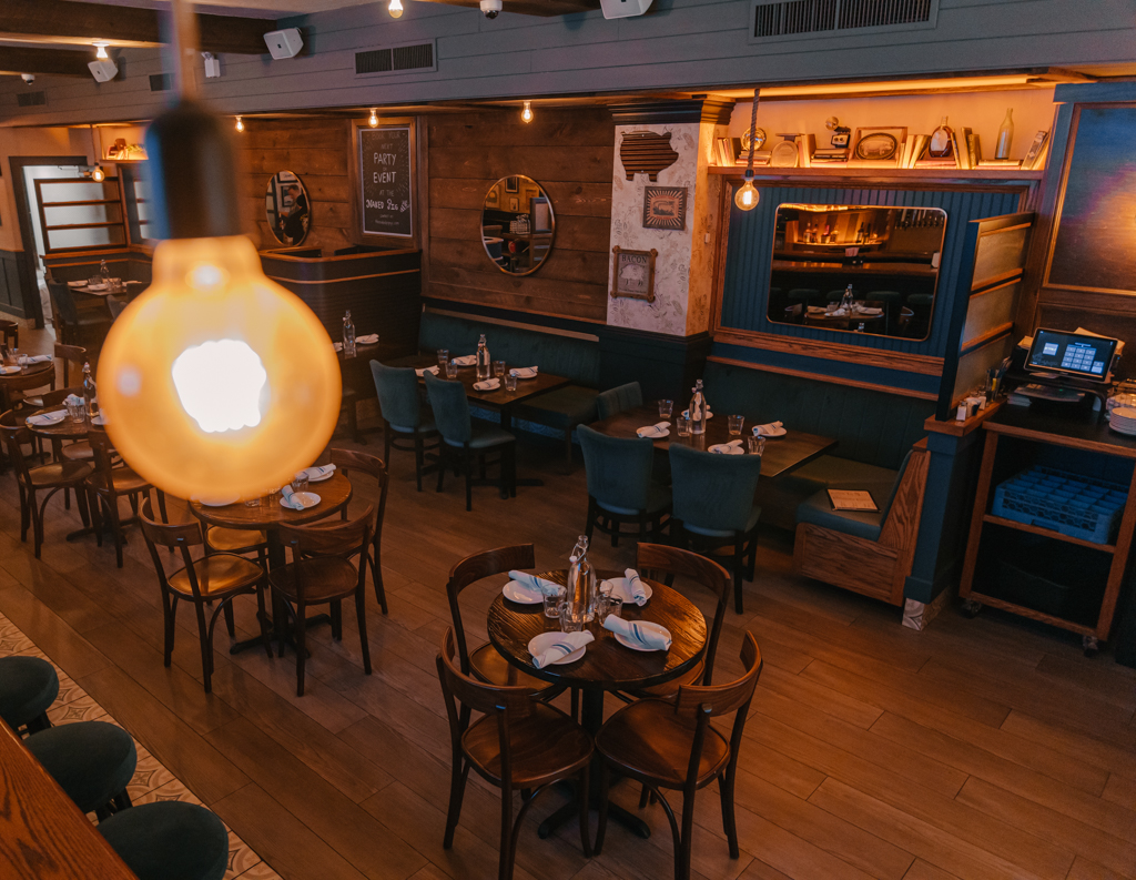 Indoor Dining Area 