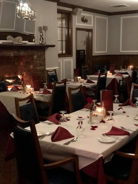 Hours & Location Coach and Four Restaurant in Roanoke, VA