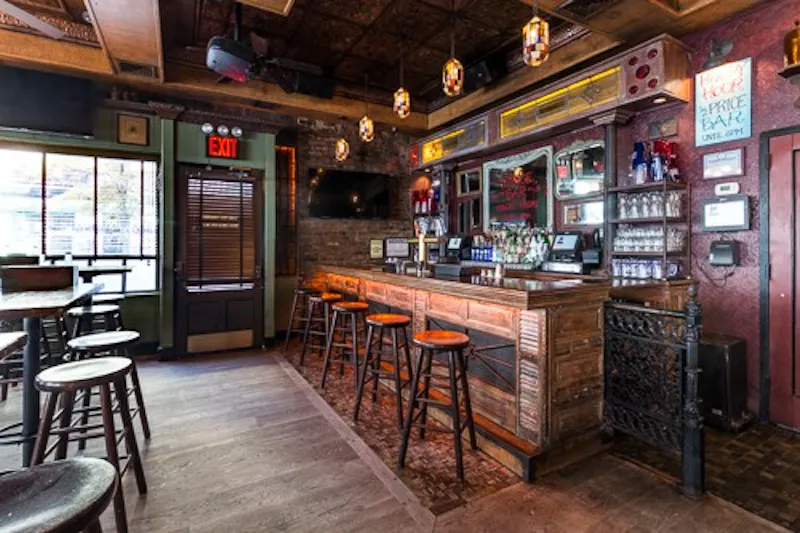 Bar photo 2