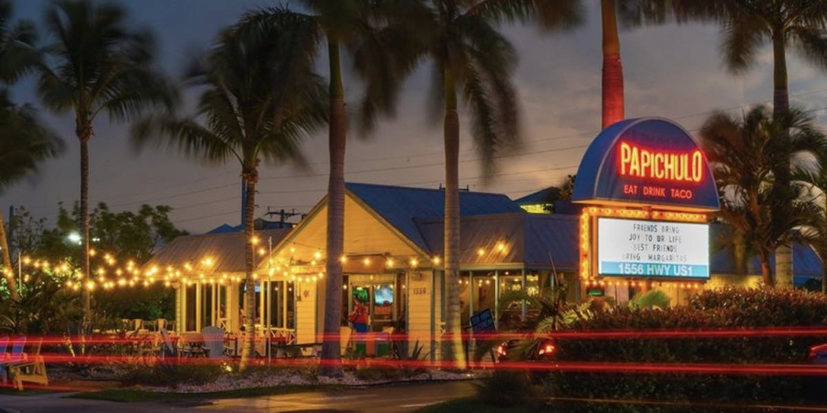 Thanksgiving buffet table decorating ideas Thanksgiving buffet table decorating ideas