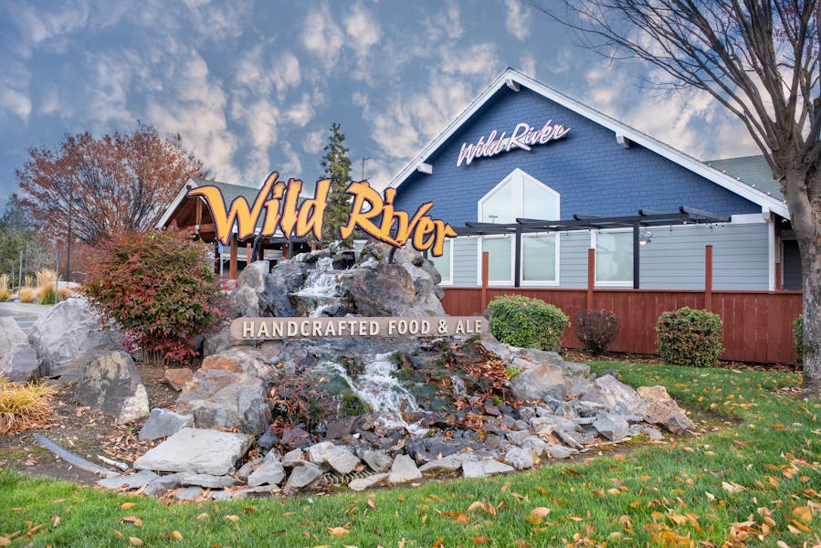 Medford Wild River Brewing and Pizza Co. in OR