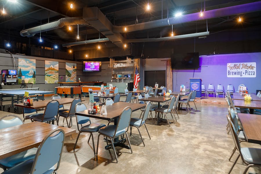 Grants Pass Pub Banquet Facility & Catering Wild River Brewing and