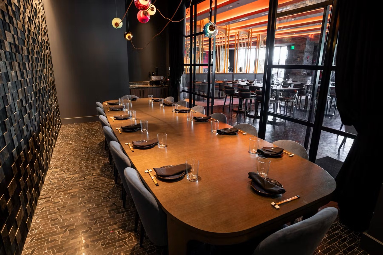 Private dining table set in the Private Dining Room at Ro Hyde Park in Tampa