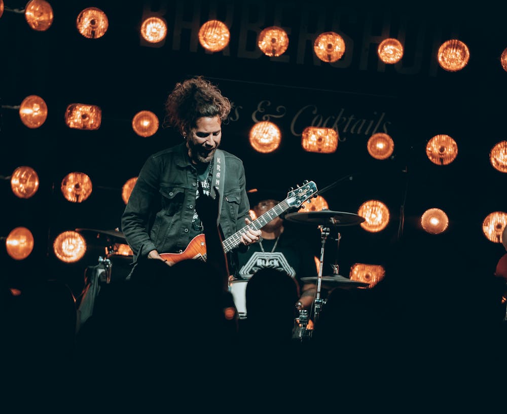 guitar playing rock and roll live music in vegas