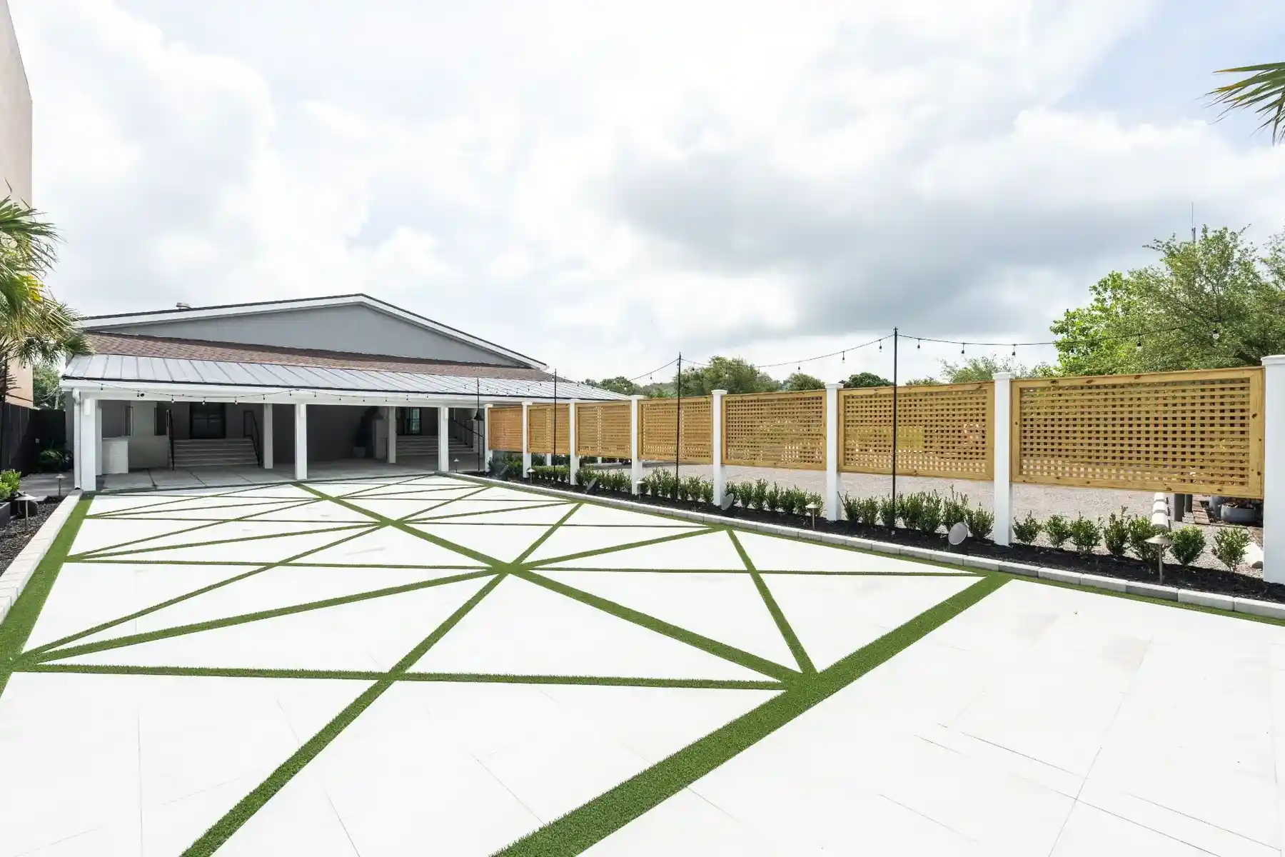 The Waverly garden for an outdoor company gathering