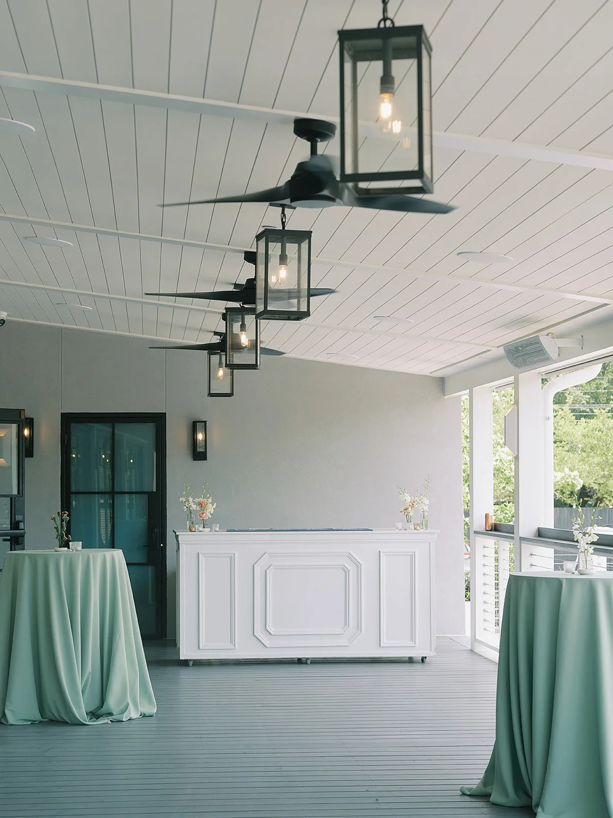 Bar Packages & Beverage Service at The Waverly