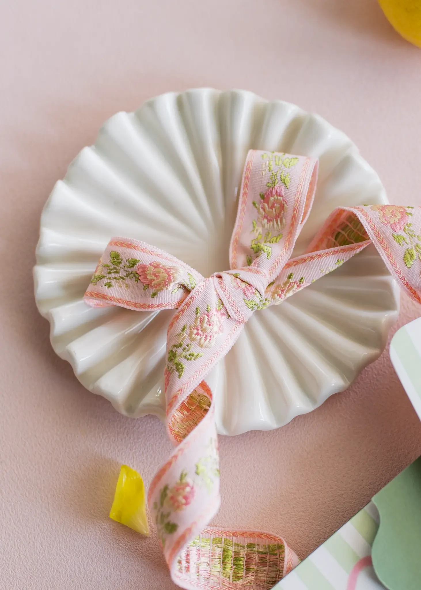 Floral ribbon