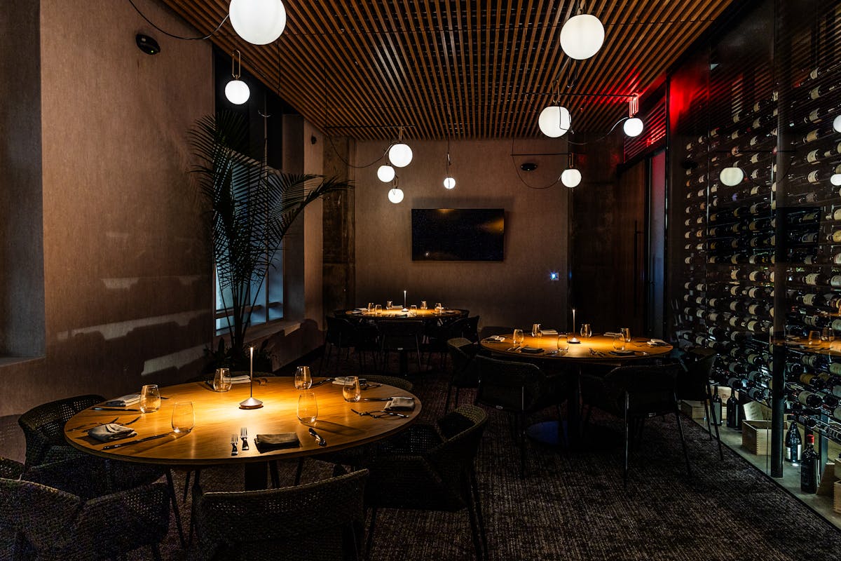 a chair that is lit up at night