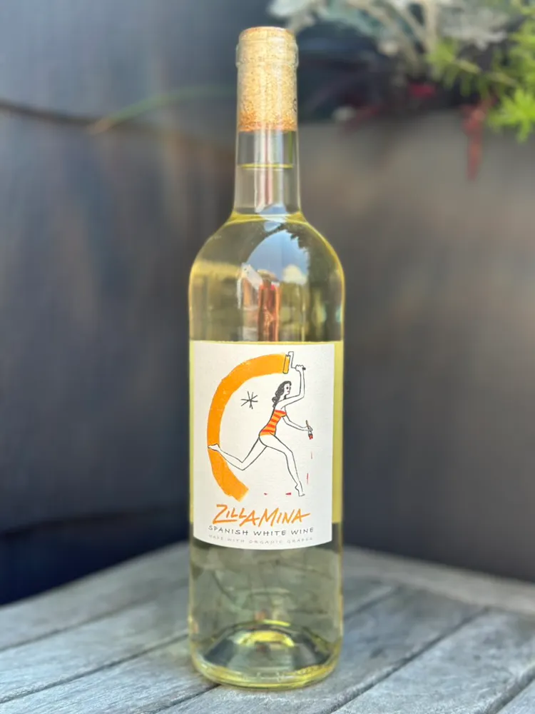 a bottle of white wine