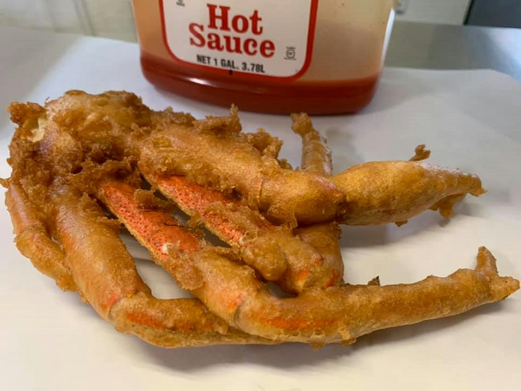 Snow crab added by users using