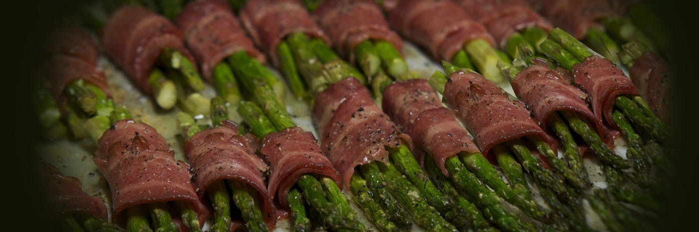 asparagus wrapped with bacon