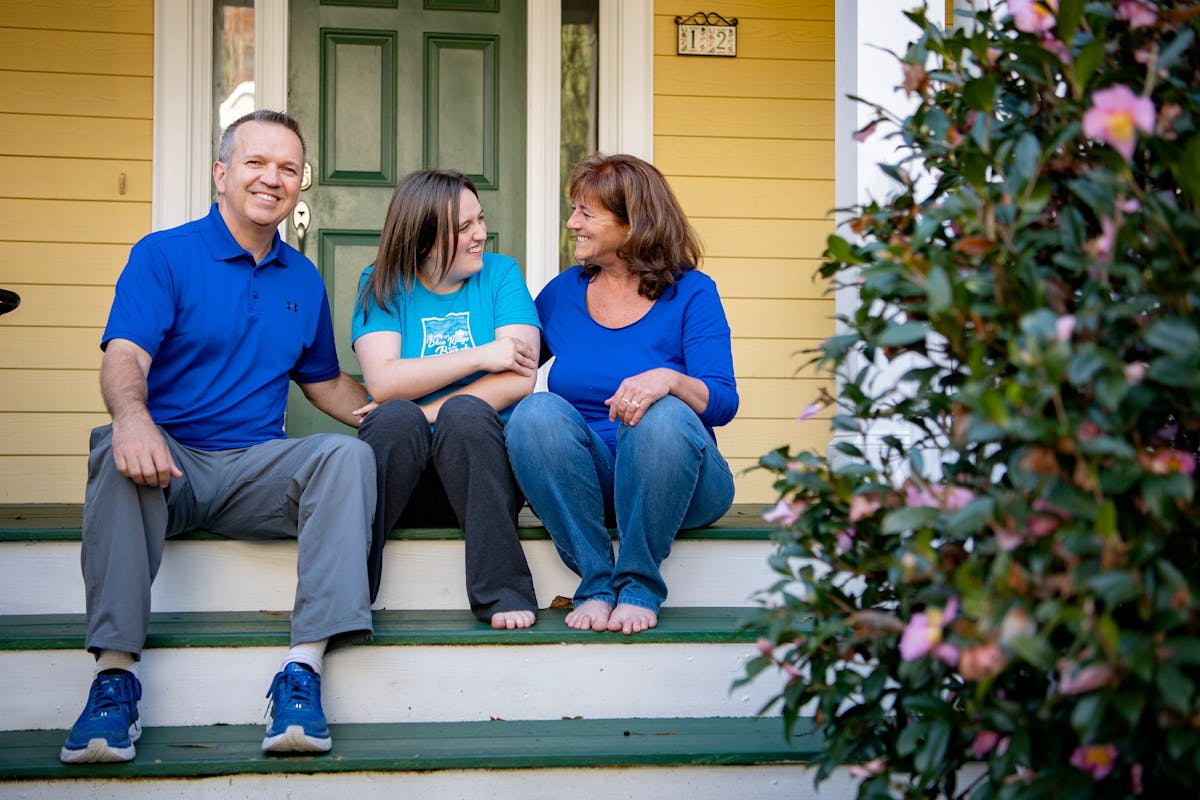The Brewer Family - Howdy AVL