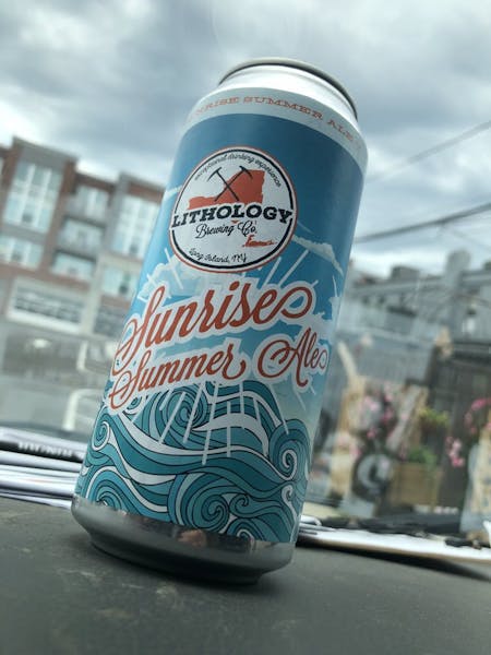Renegrade summer ale can outside with blurred background