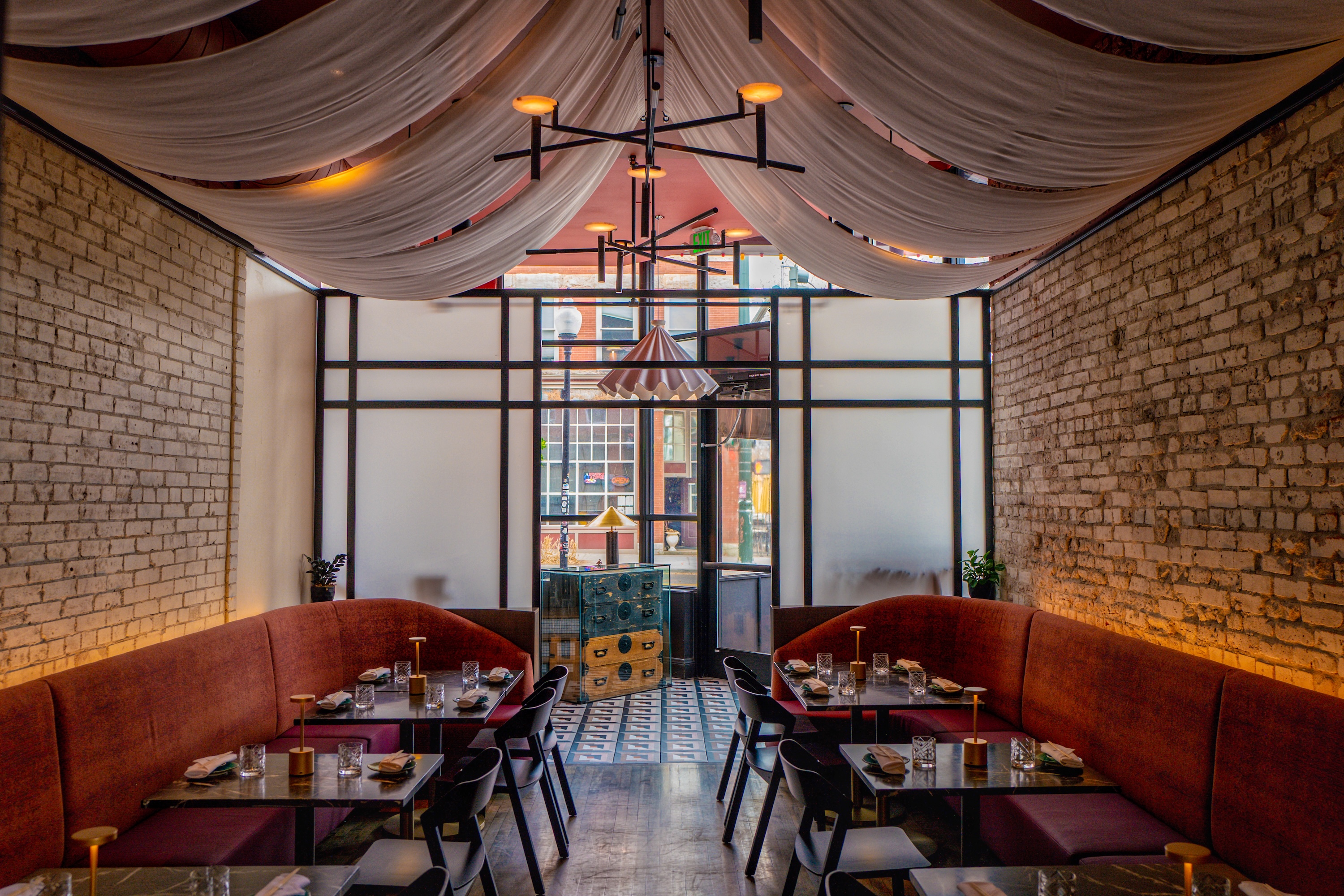 a dinning room