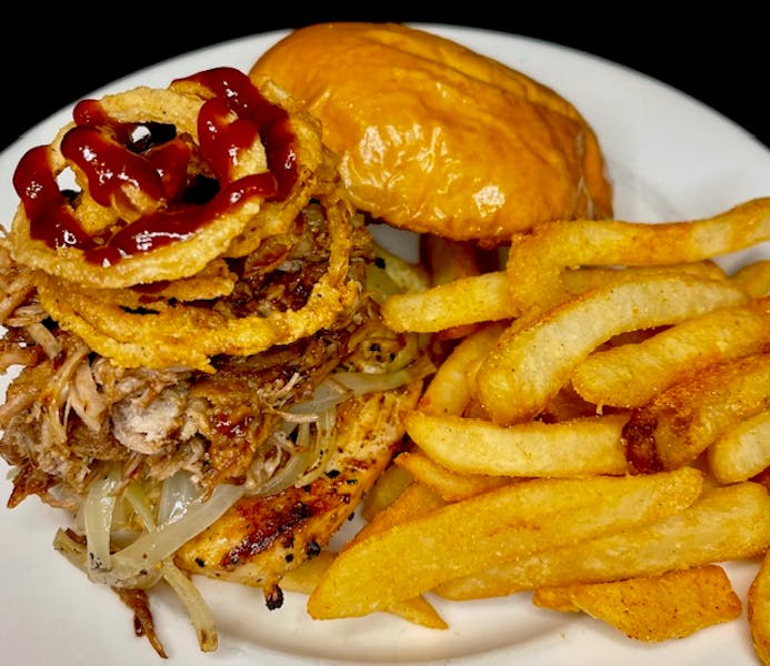 The Best of Both Worlds What Makes Sports Bars Ideal Eateries