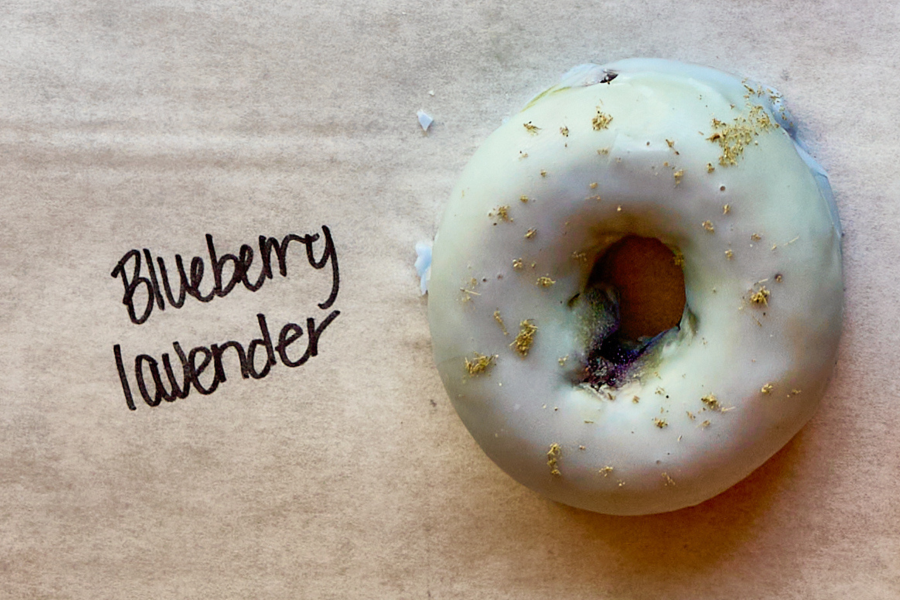 a donut with a hole in the middle