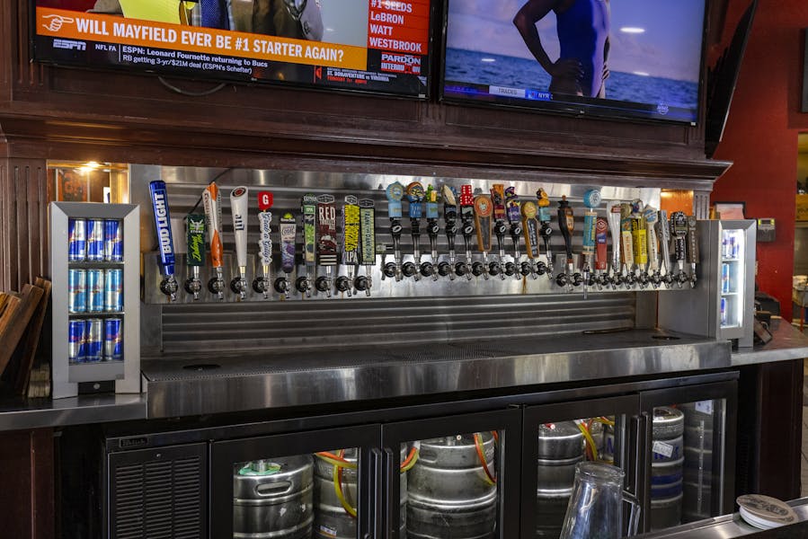 Carmel Mountain Ranch's Happy Hour Oggi's Pizza Restaurant