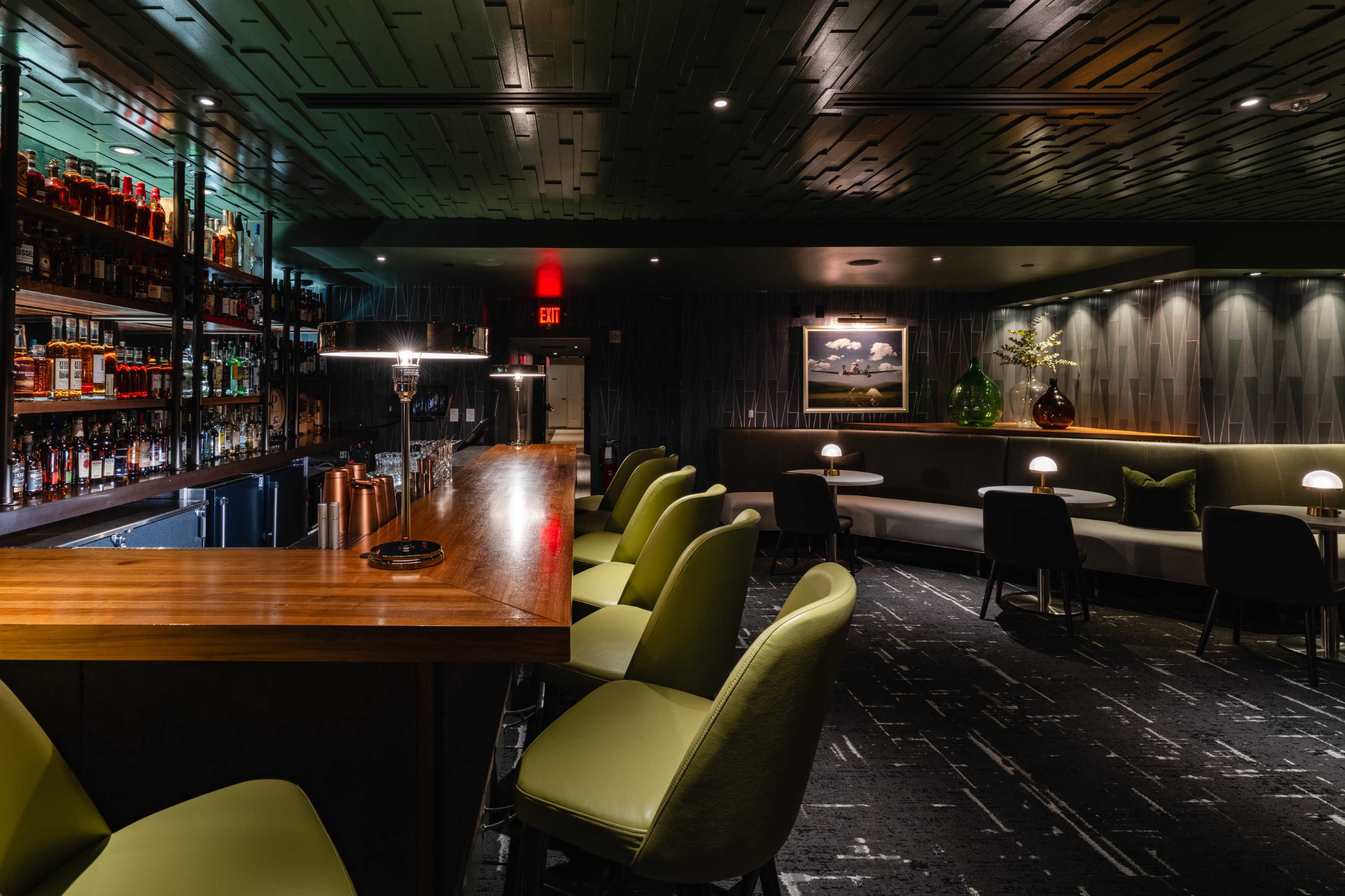 Bar photo 2