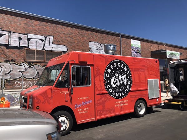 a picture of a food truck