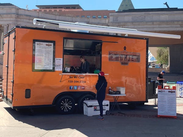 a picture of a food truck