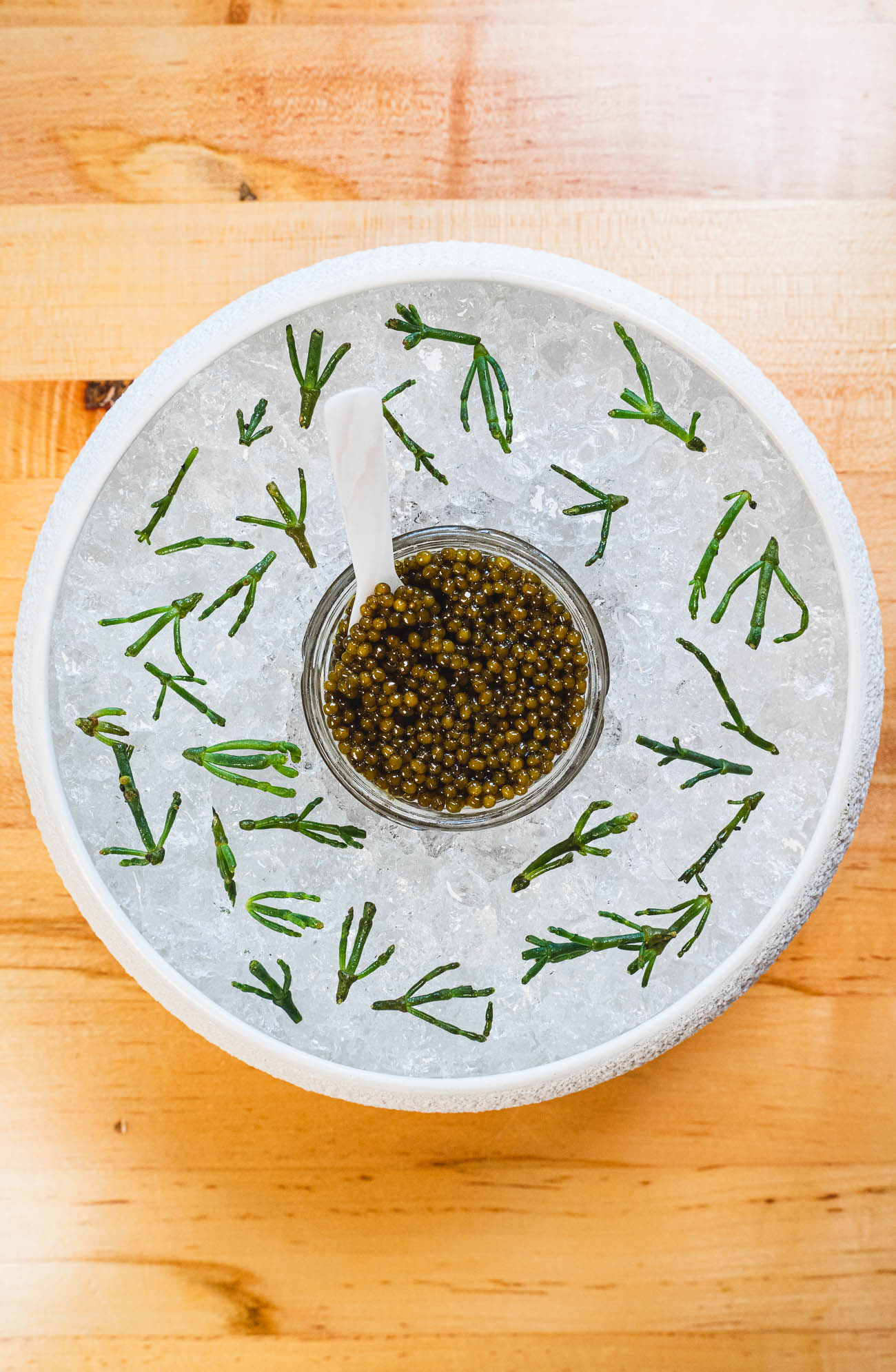 Caviar, waterfront restaurant in Miami, champagne
