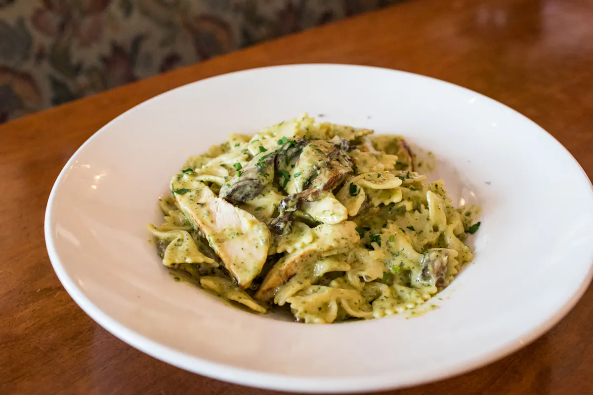 Pesto Farfalle