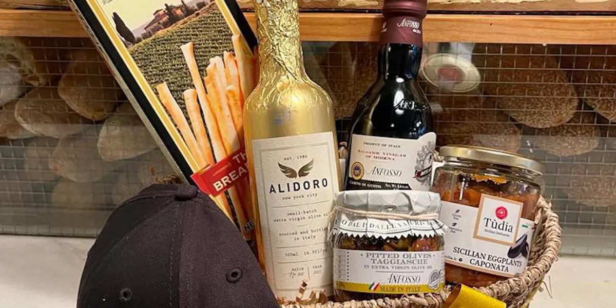 Alidoro Gift Basket ALIDORO Italian Specialty Sandwich Shop New alidoro-gift-basket-alidoro-italian-specialty-sandwich-shop-new