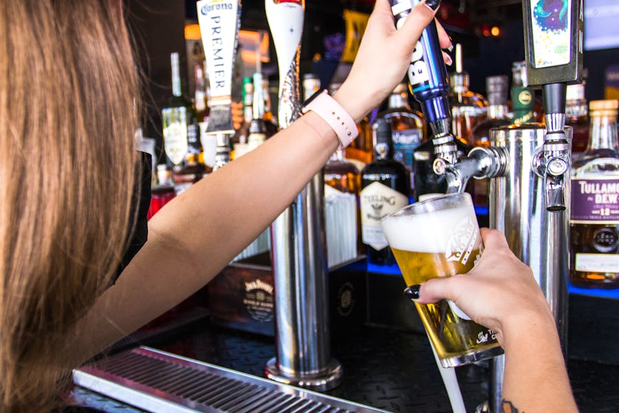 Store Riveters in Tampa, FL