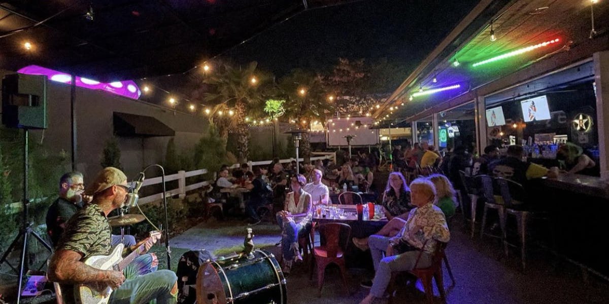 Friday Live Music Riveters American Bar Restaurant In Tampa FL friday-live-music-riveters-american-bar-restaurant-in-tampa-fl