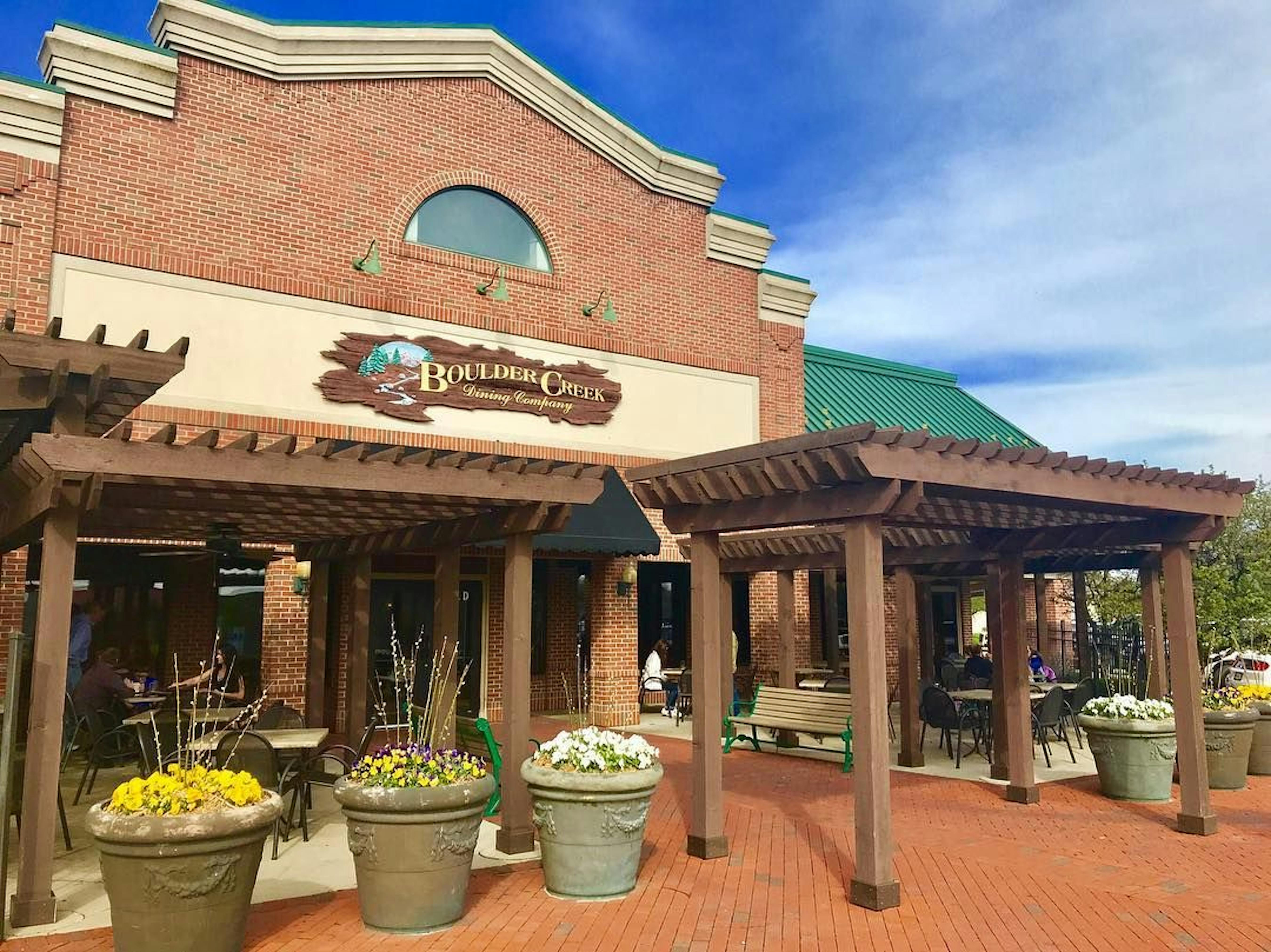 Boulder Creek Dining Company - Restaurant in Brownsburg