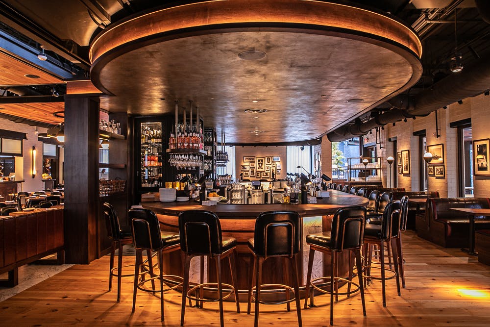 Ecco | Sleek restaurant & a bustling bar in Atlanta, GA
