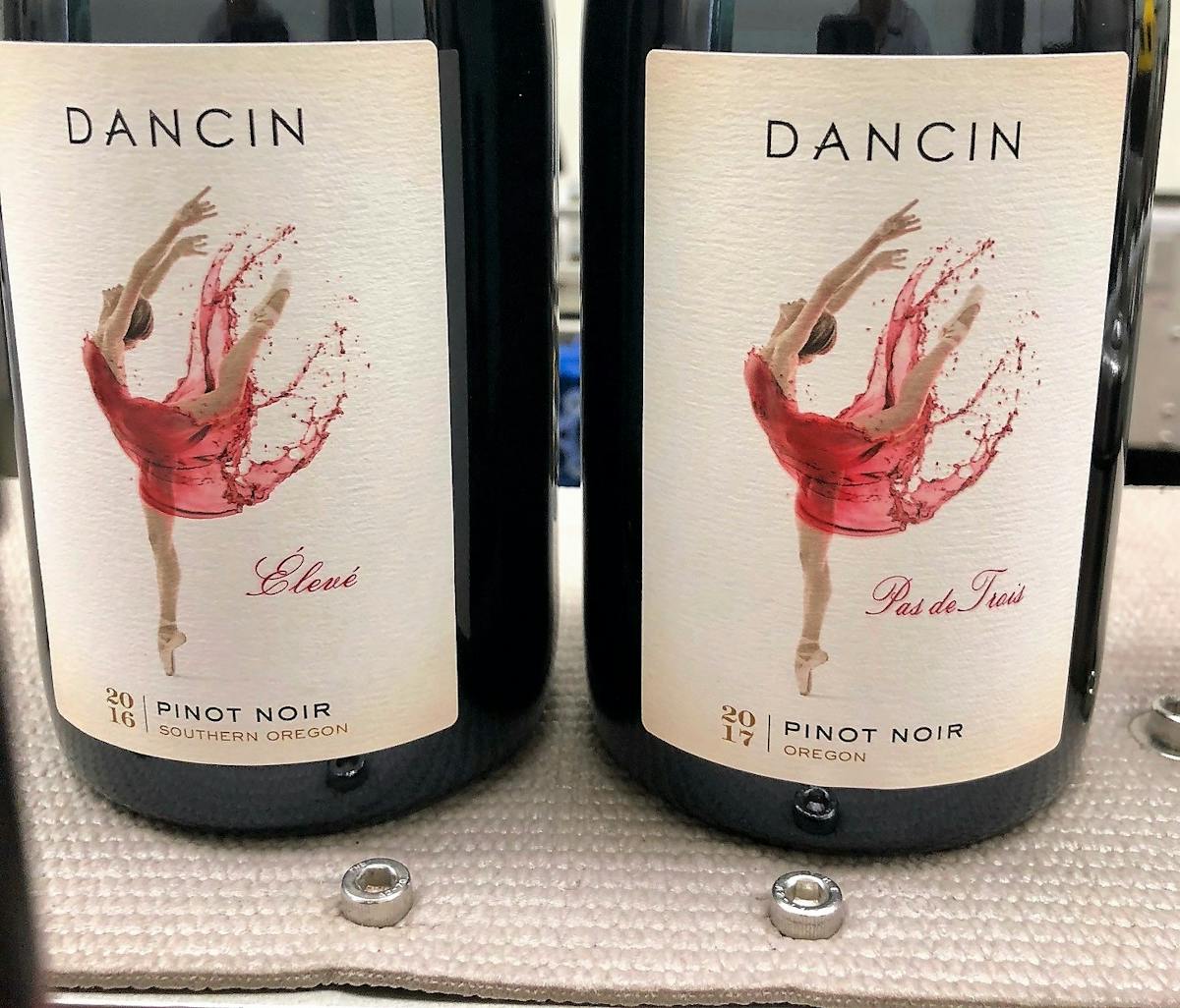 Pinot Noir wine label from DANCIN Rogue Valley