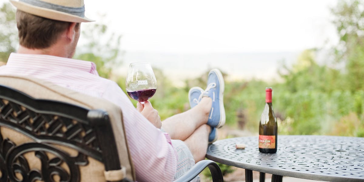 Wine tasting in Jacksonville, Oregon