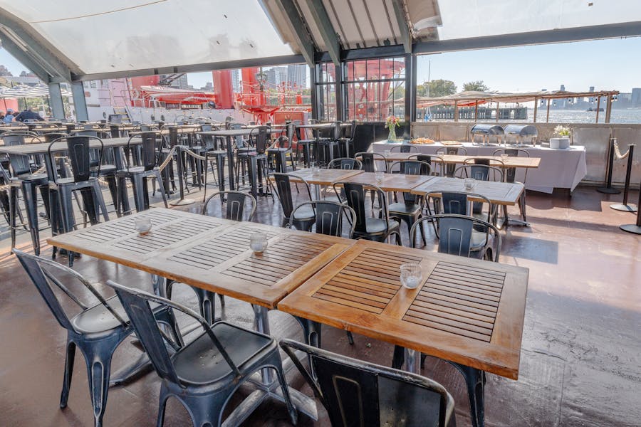 The Main Floor Frying Pan American Bar & Grill in New York