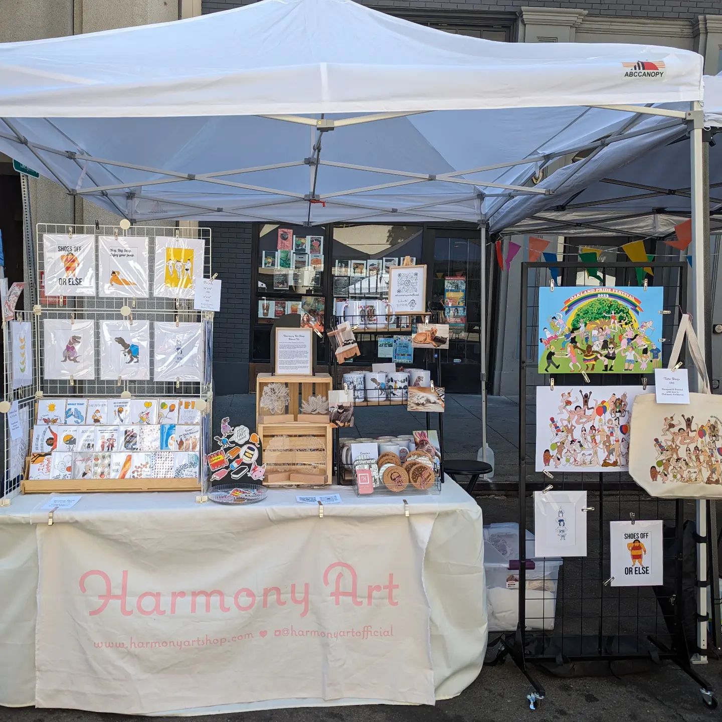 a bunch of items that are on display in a store