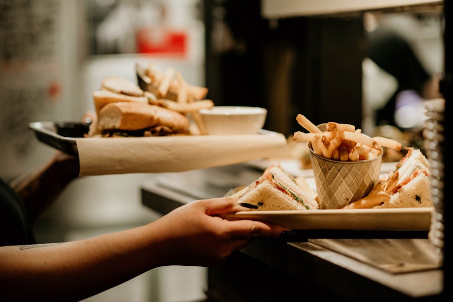 Menus Porky’s Public House