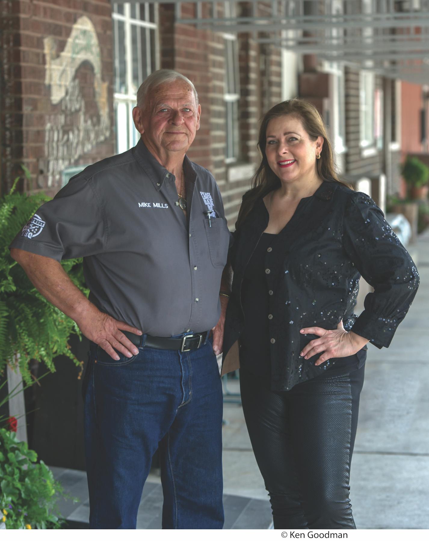 Mike & Amy Mills of 17th Street BBQ