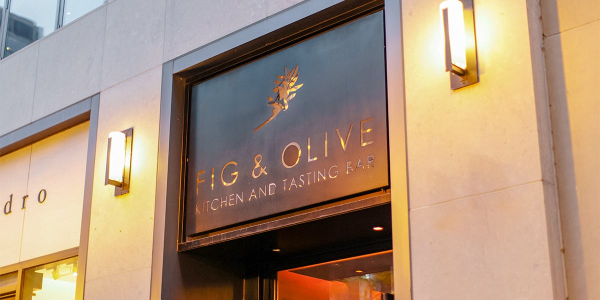 Chicago Oak St Hours Location Fig Olive