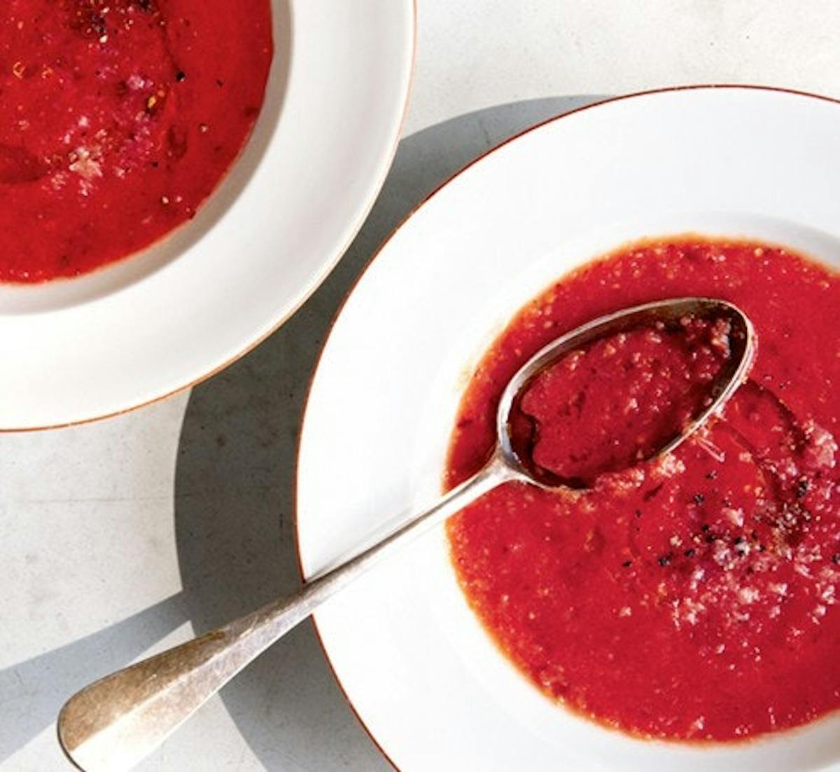 a bowl of food on a plate