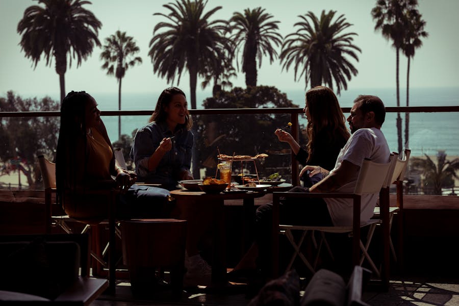 Reservations elephante in santa monica ca