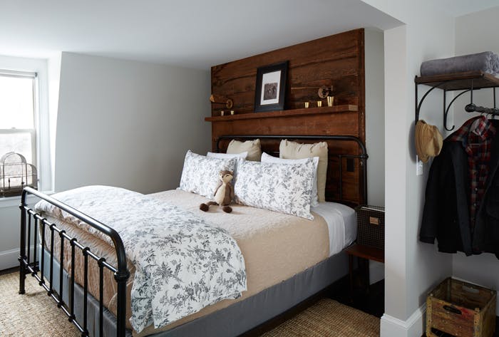 a gray bedroom decorations