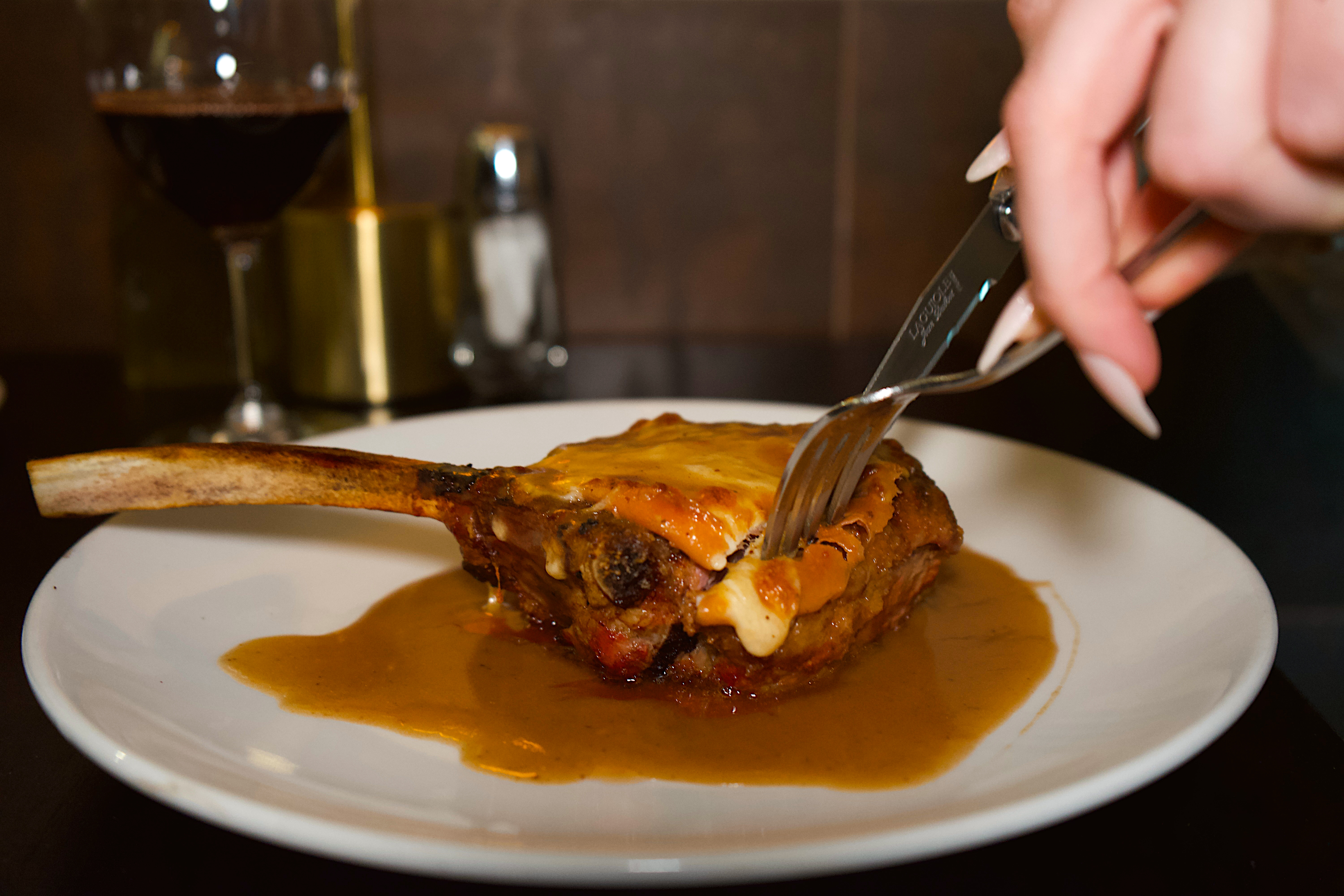 Hours & Location | Napoli II in Town and Country, MO