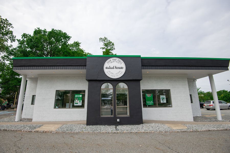 Livingston Hours + Location The Salad House Health Food