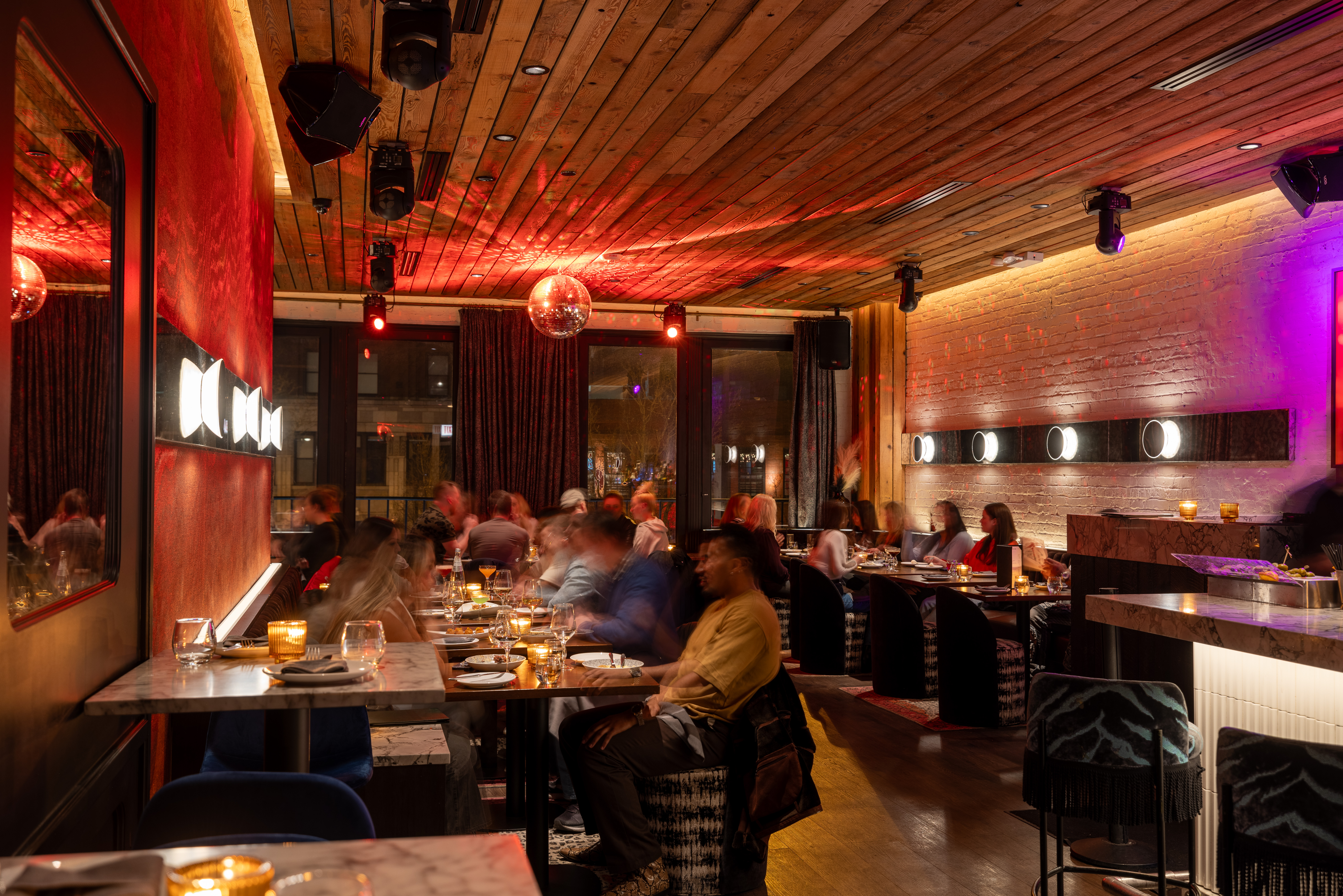 weekly-happenings-specials-hide-seek-in-west-loop-chicago