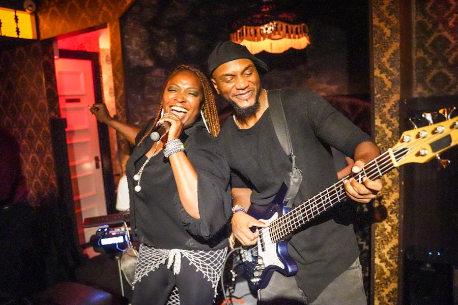 Wednesday Live Music Bathtub Gin Bar in NY & CA