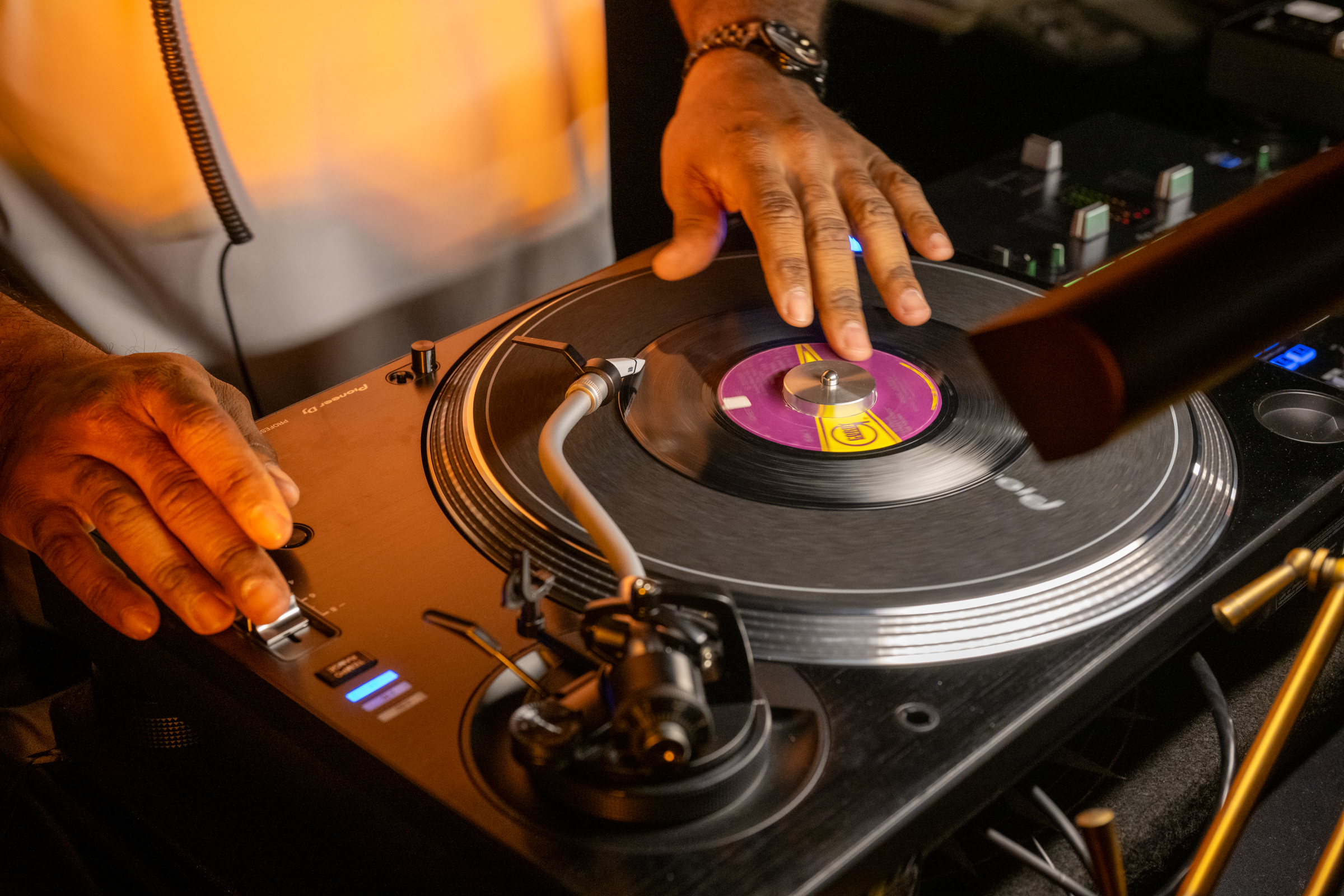 dj playing