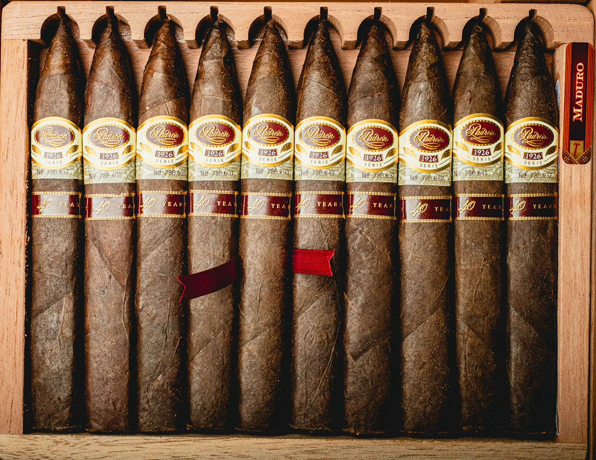 best tobacco in the world 9 Highest Rated Aromatic Pipe Tobaccos Eight Lounge's Guide to the