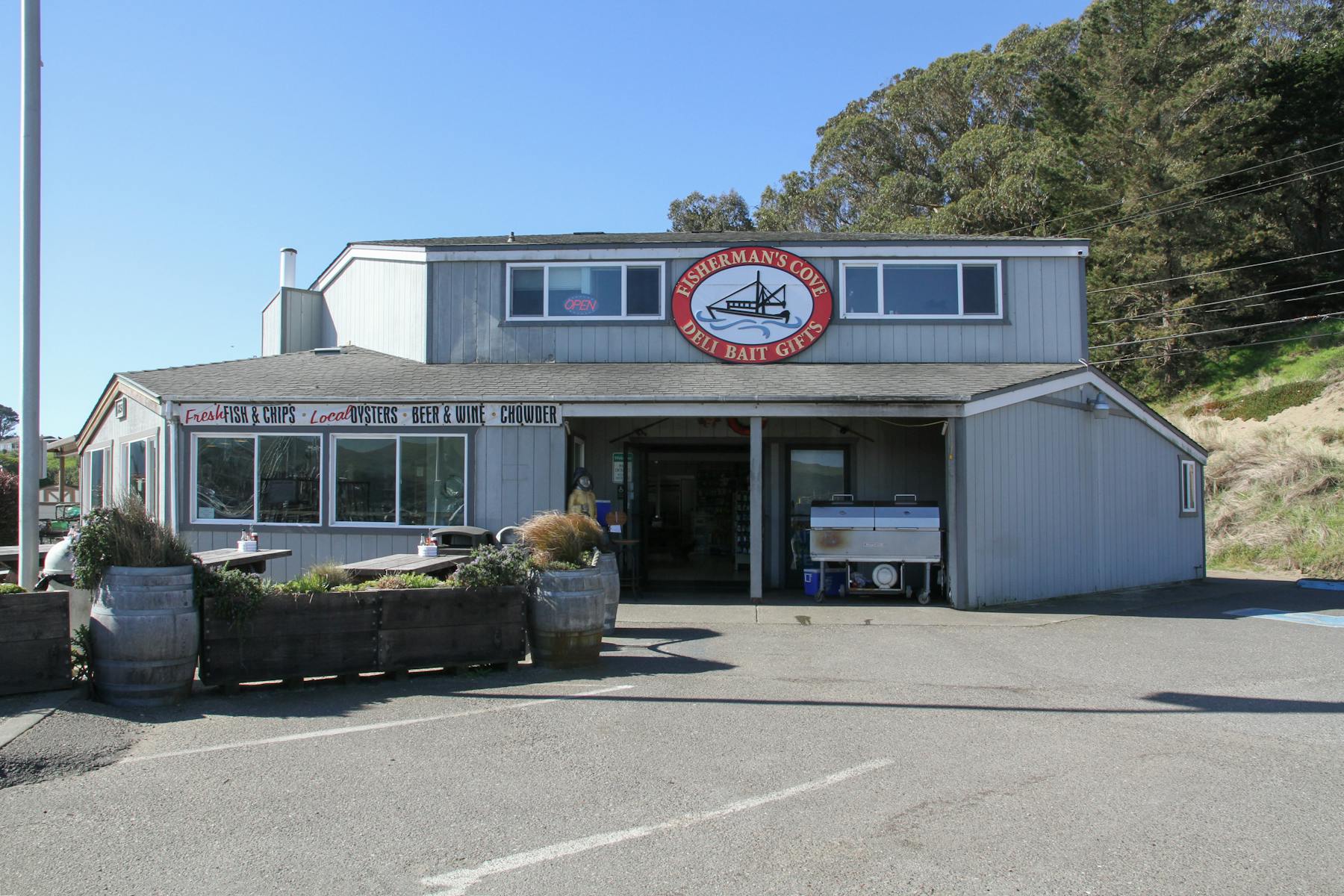 Fisherman's Cove Seafood Restaurant and BaitAndTackle Shop in